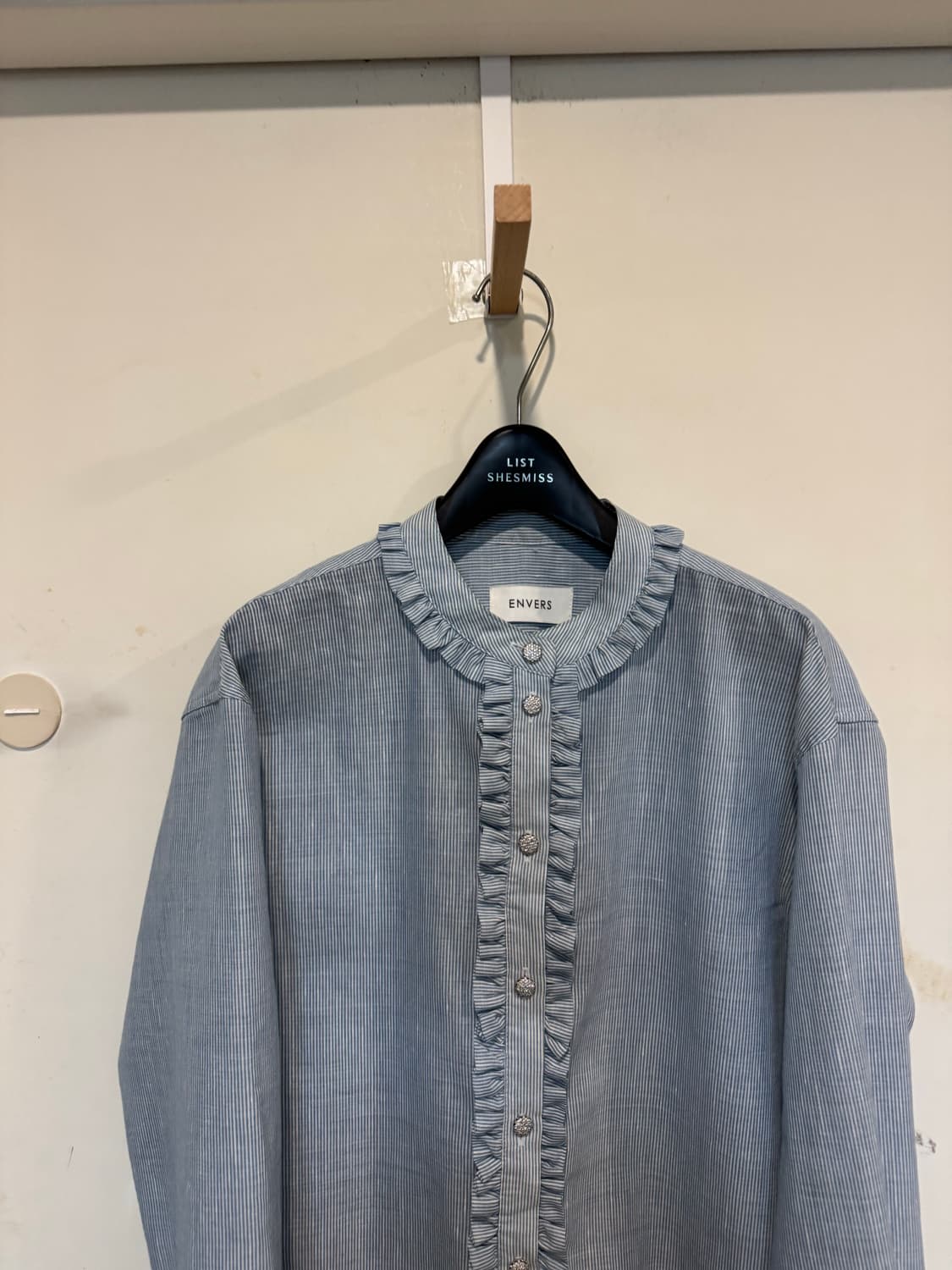 Envers 엔베르 프릴 린넨 블라우스 상품이미지5