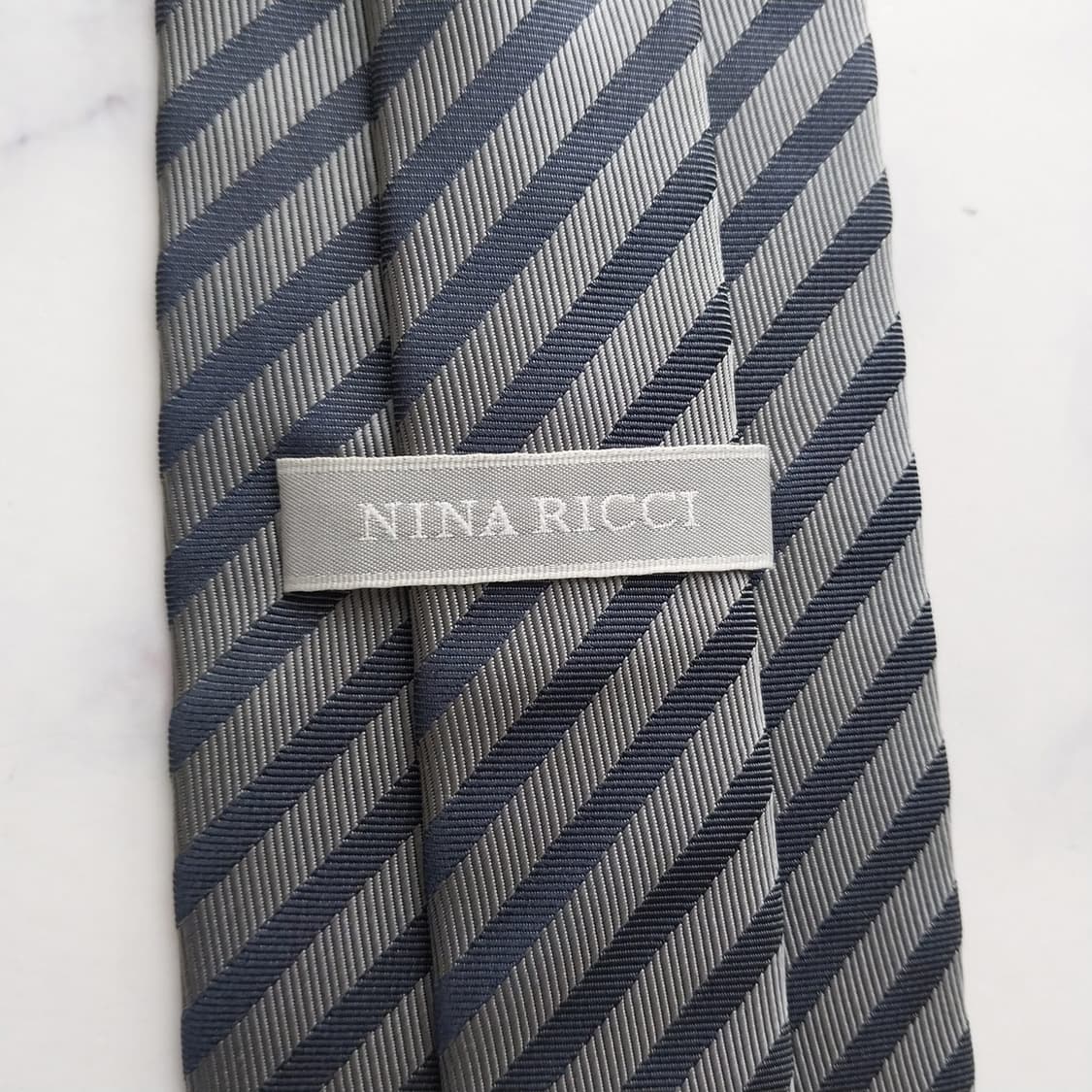 니나리치 실크 그레이 스트라이프 넥타이 9.2cm A+등급 K2032 상품이미지9