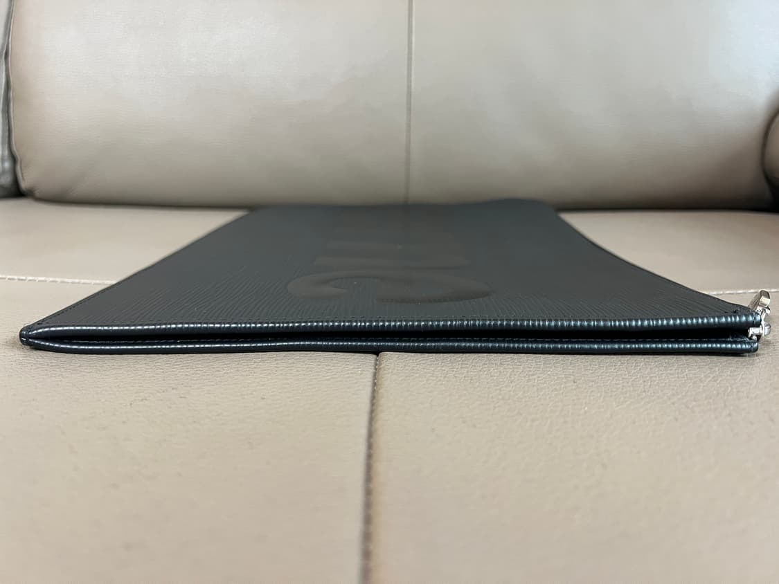 루이비통 슈프림 에피 포쉐트주르GM 클러치 블랙 상품이미지5