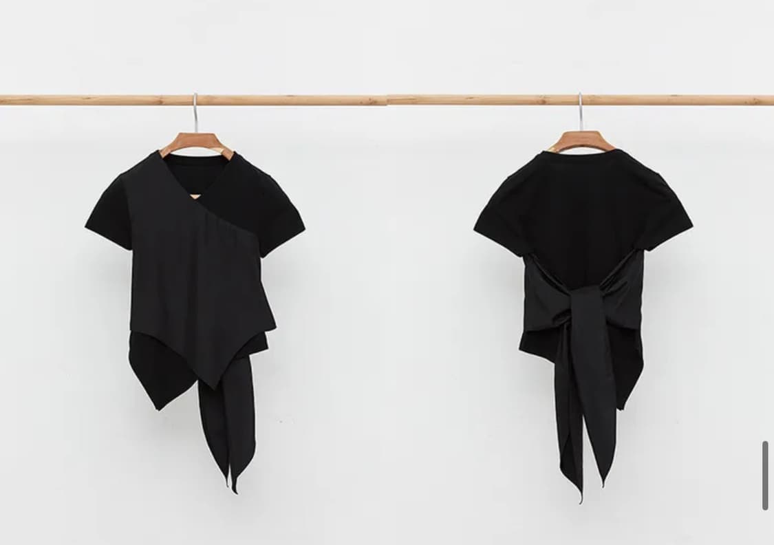 마뗑킴 BACK POINT TOP 상품이미지1