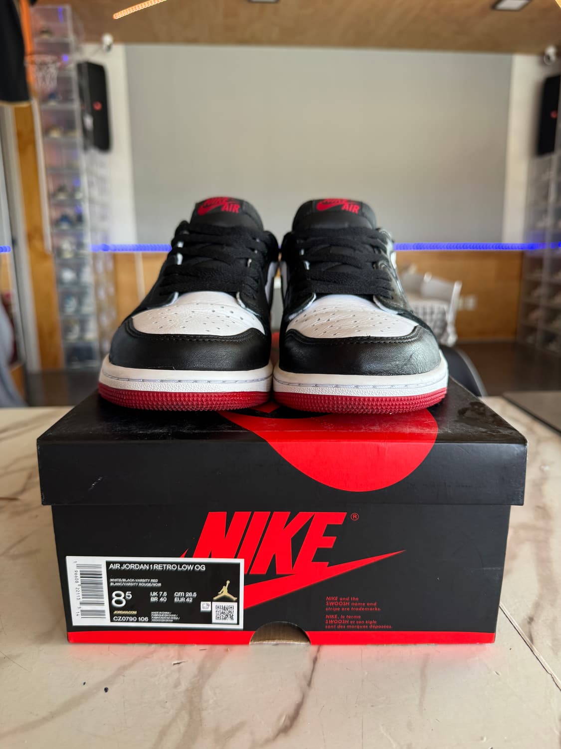 조던1 로우 OG 레트로 블랙토 265 팝니다 상품이미지2