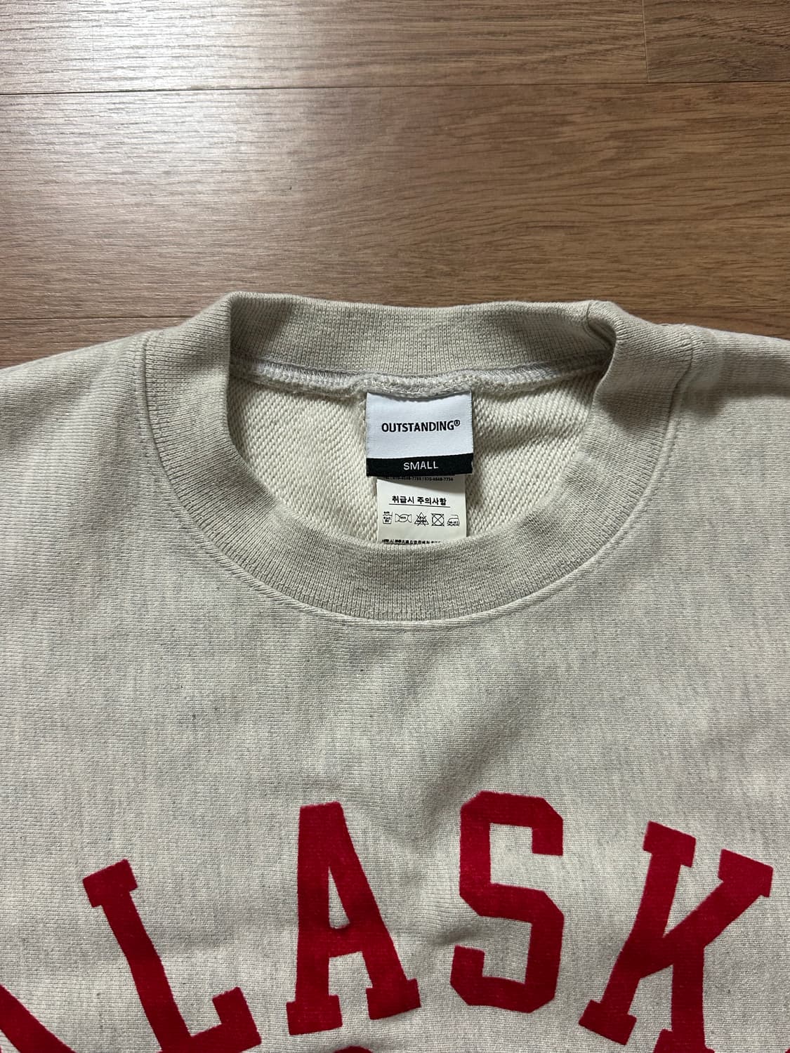 아웃스탠딩 스웻셔츠 상품이미지2