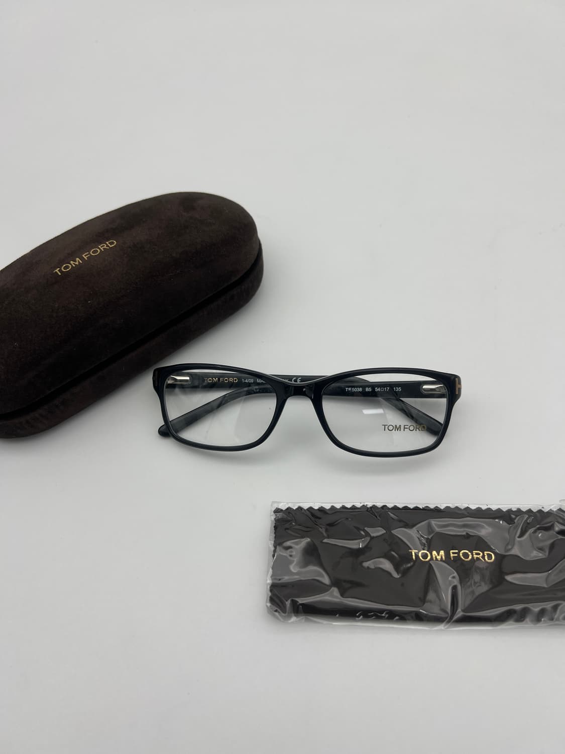 톰포드 TOM FORD 뿔테 스퀘어 안경 TF5038 B5 상품이미지1