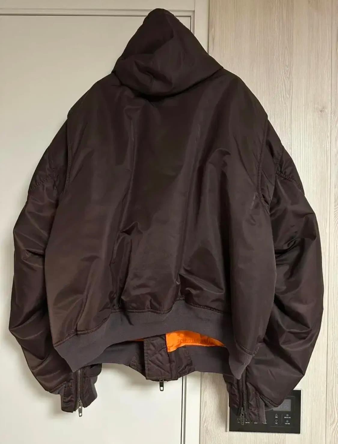 발렌시아가 3b 봄버 브라운 2 상품이미지4