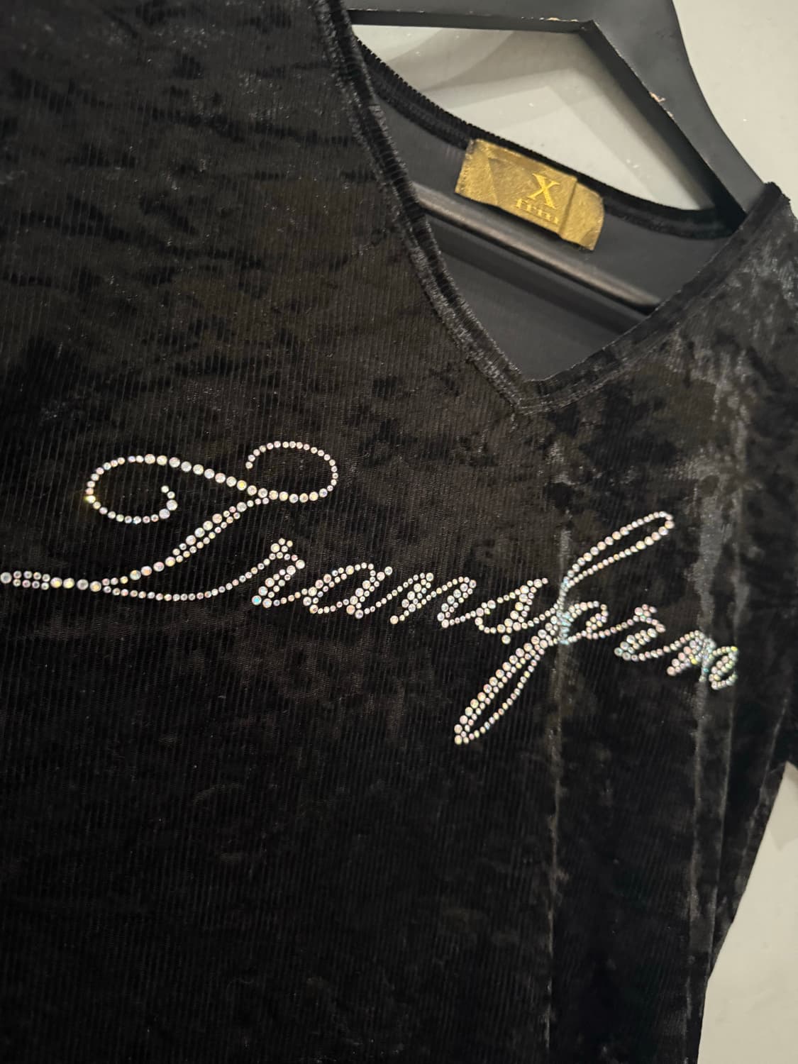 XFRM cubic lettering velvet top 상품이미지7