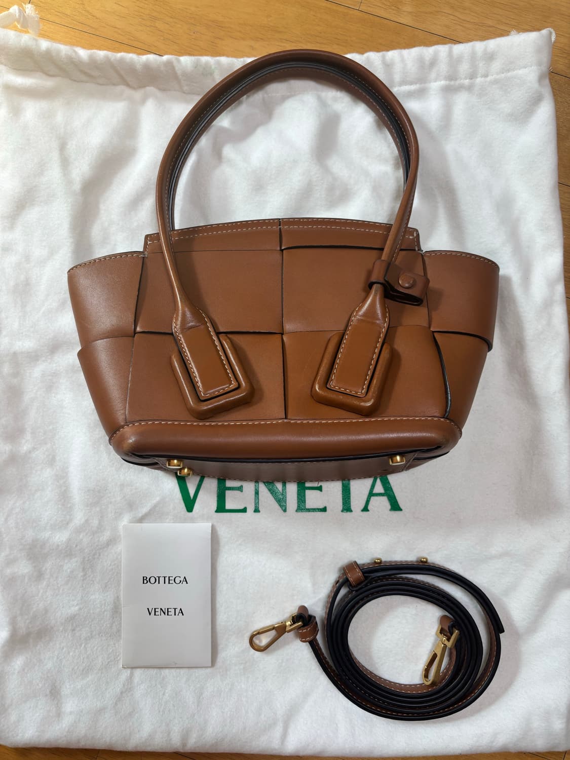 보테네가베네타 아르코 미니 브라운 상품이미지2