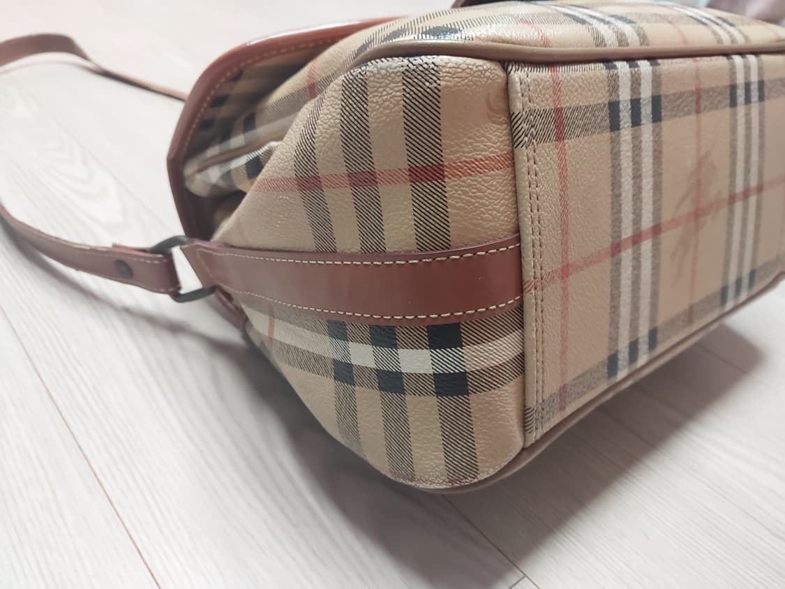 정품 버버리 노바체크 크로스백 상품이미지5