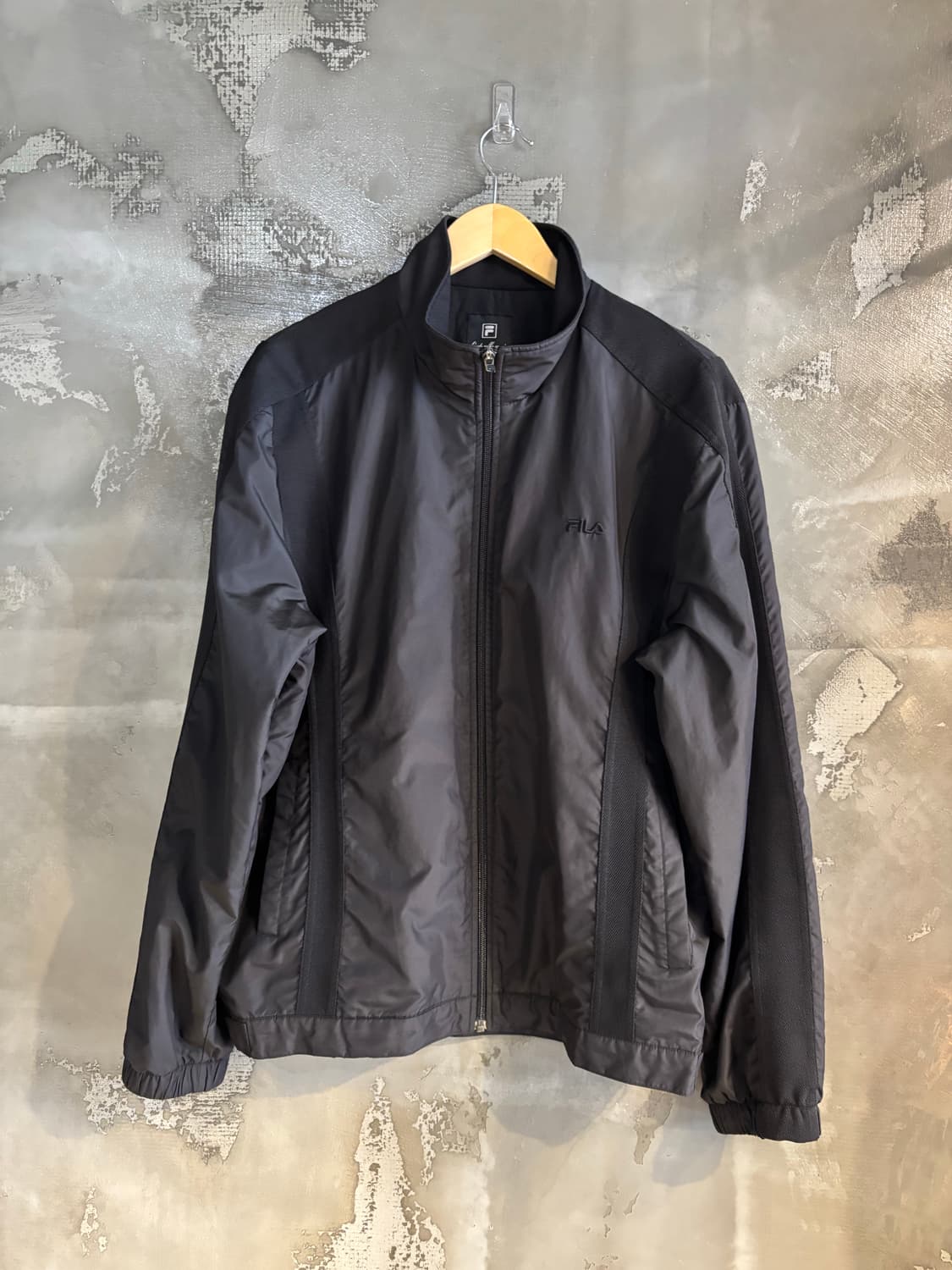 휠라 블랙 바람막이 XL 상품이미지1