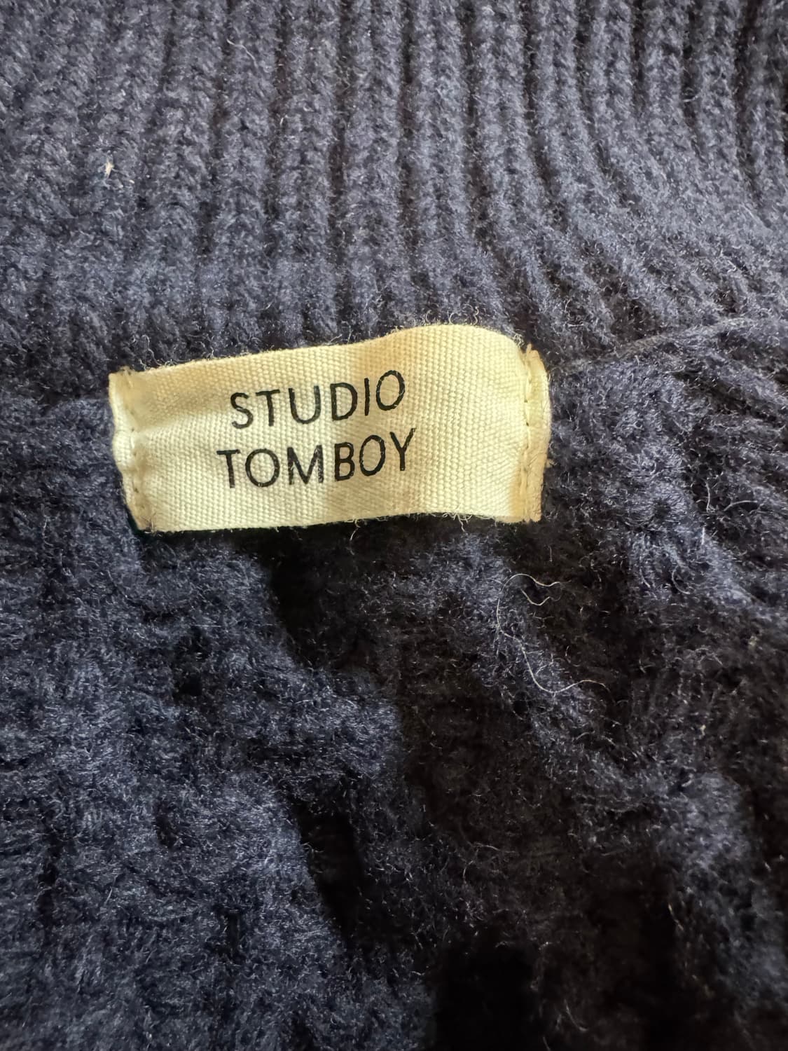 studio tomboy 스튜디오톰보이 케이블 가디건 상품이미지2