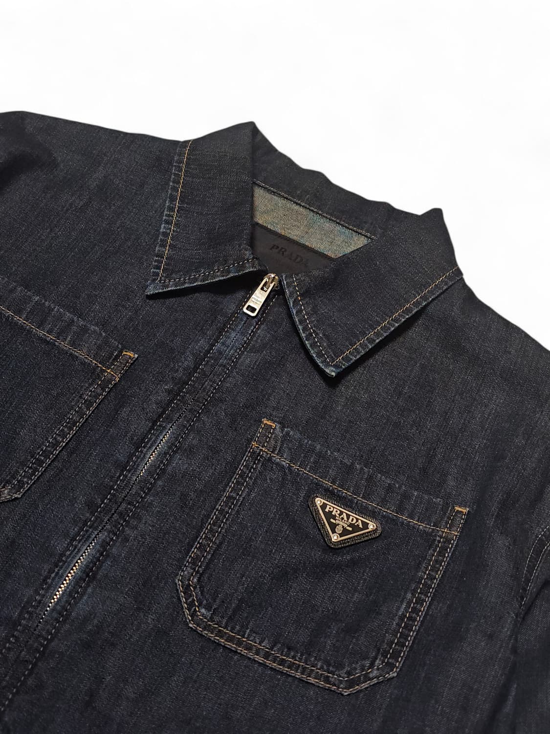 프라다 삼각로고 라이트 데님 집업 자켓 상품이미지5