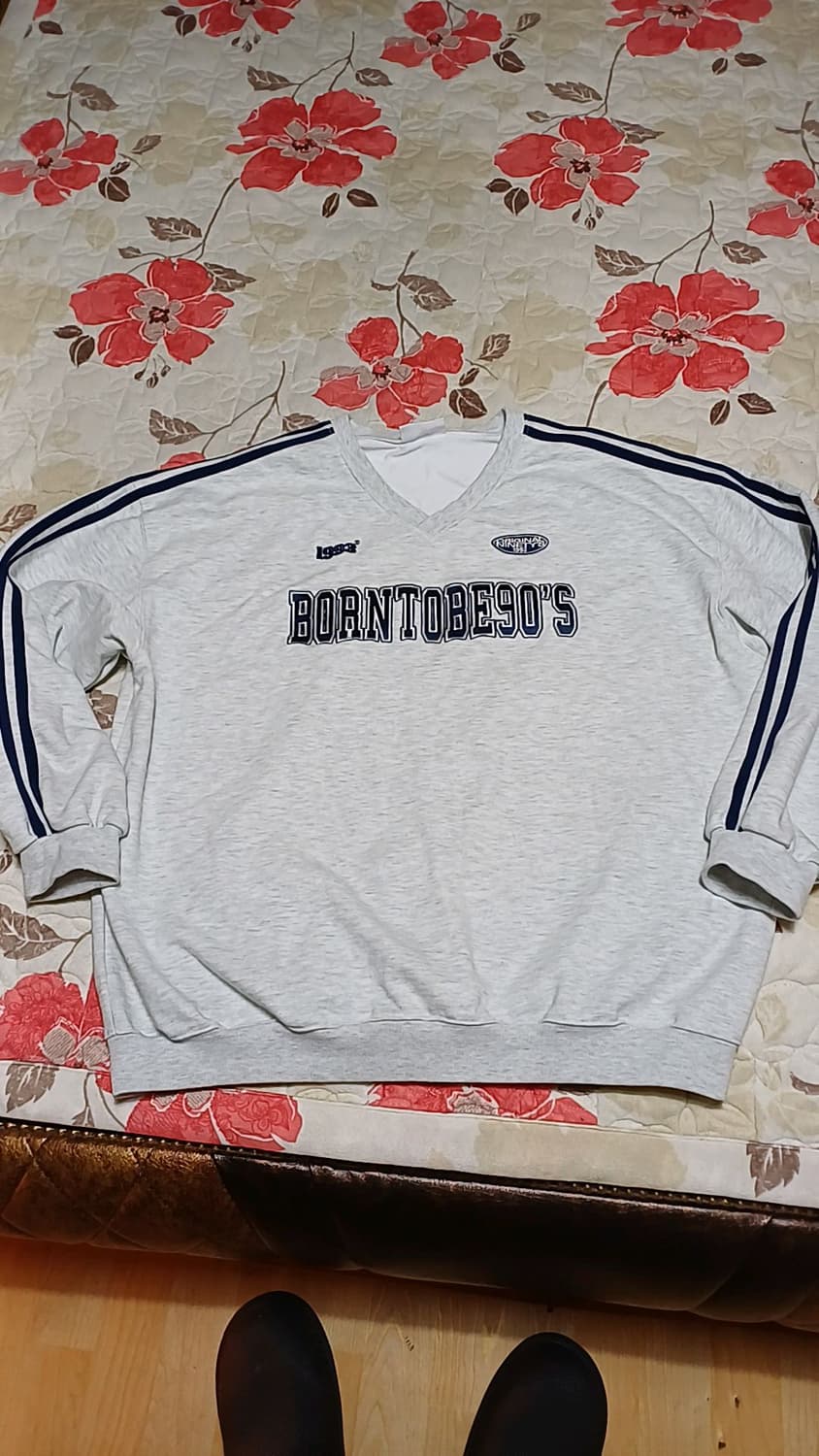 1993스튜디오 오버핏맨투맨 115 가슴69 기장73 상품이미지1