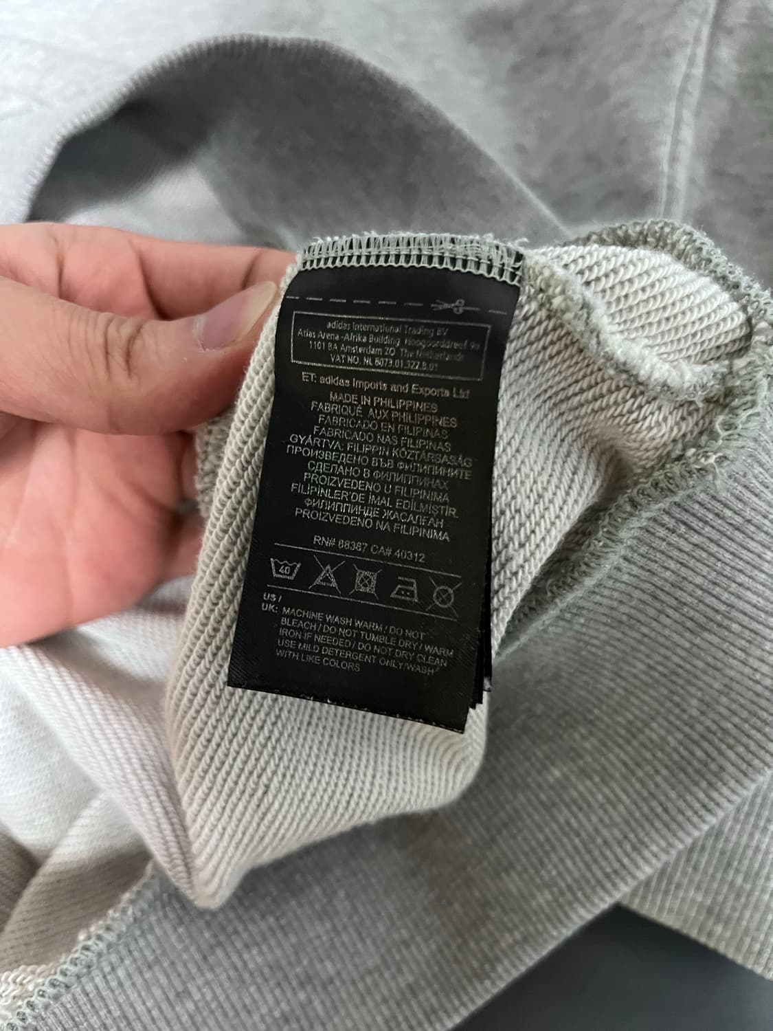 XL 아디다스x고샤루브친스키 스웻셔츠 그레이 상품이미지6