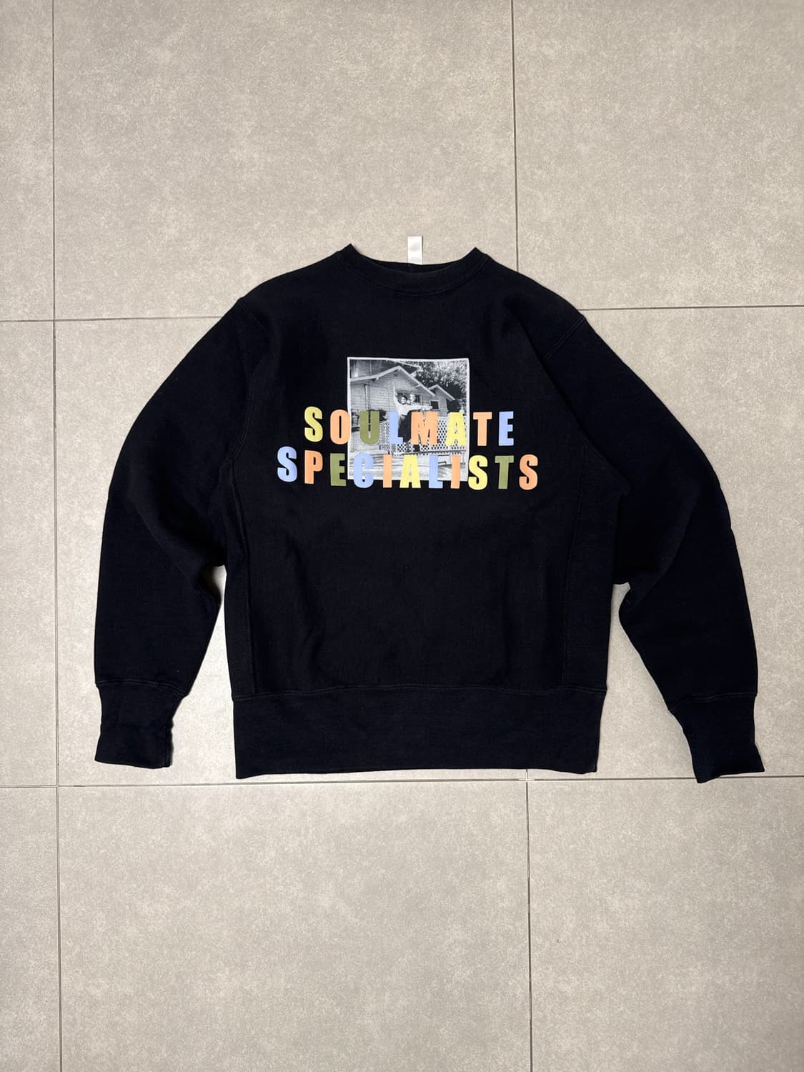 advisory board crystals 맨투맨 1size 상품이미지1