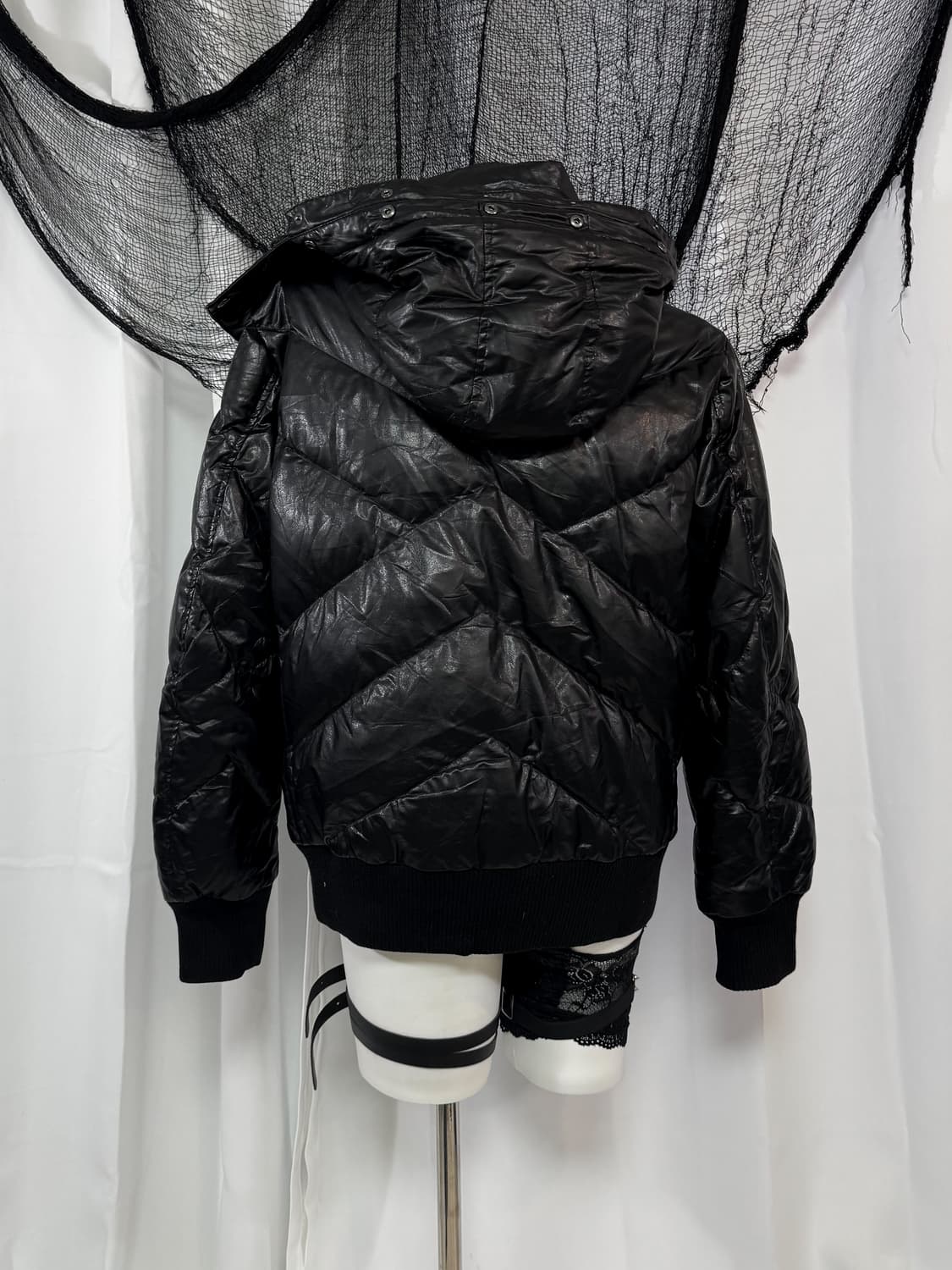 black padding 상품이미지3