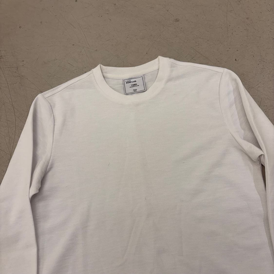 지오지아 화이트 롱 슬리브 상품이미지2