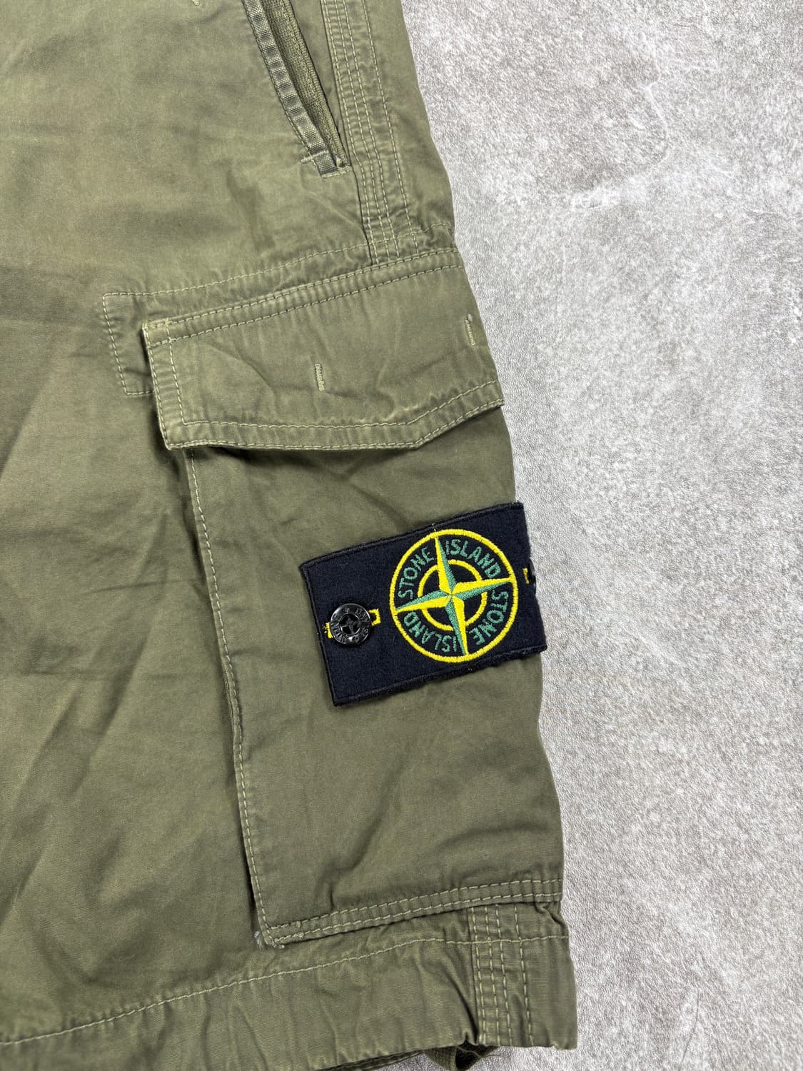 Stone Island Cago Half Pant    상품이미지2