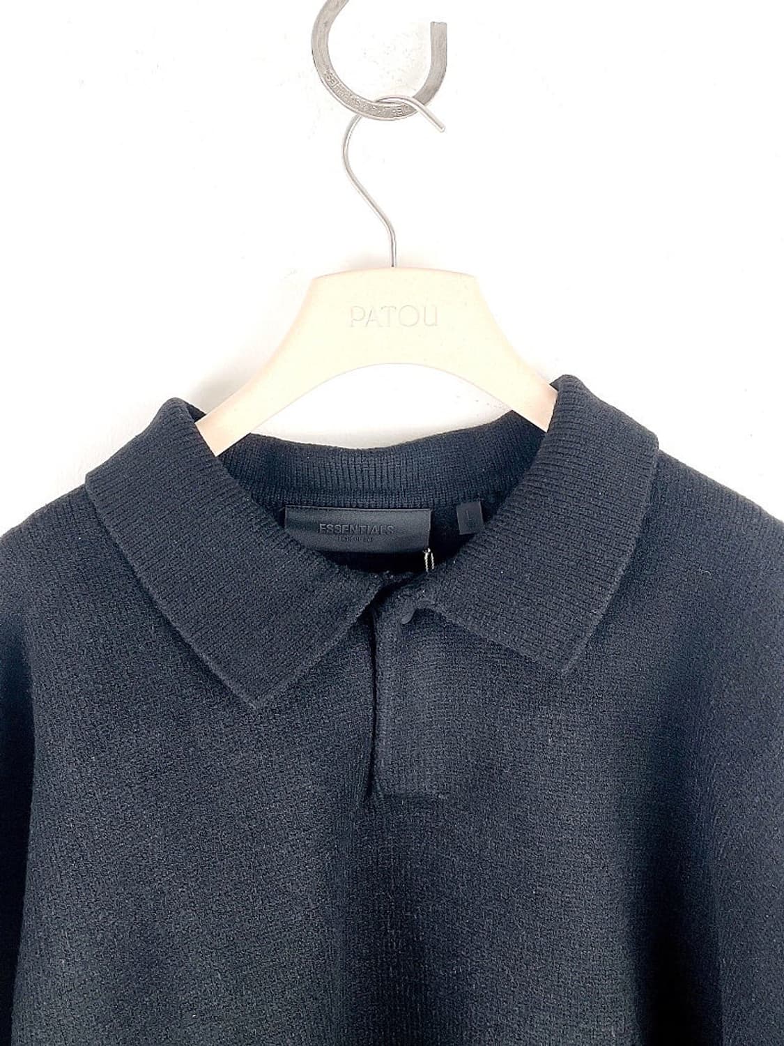 (정품/새상품) 에센셜 피어오브갓 남성 제트 블랙 폴로 카라 니트 상품이미지2