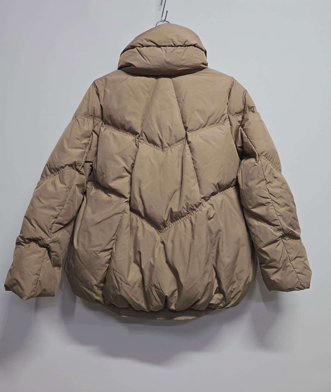 헬렌카렌 베이지색 숏 덕다운패딩  점퍼 상품이미지5