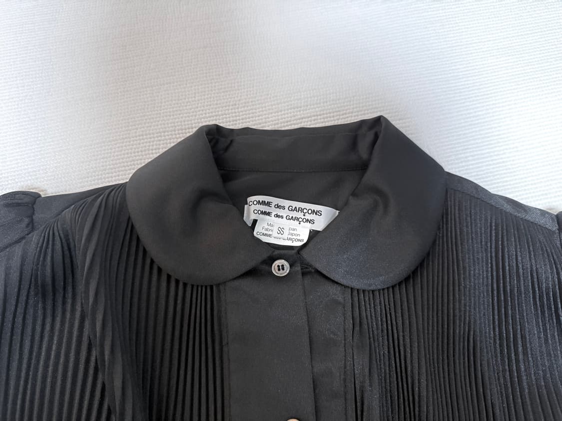 Pleated Round Collar Blouse Black SS 상품이미지2