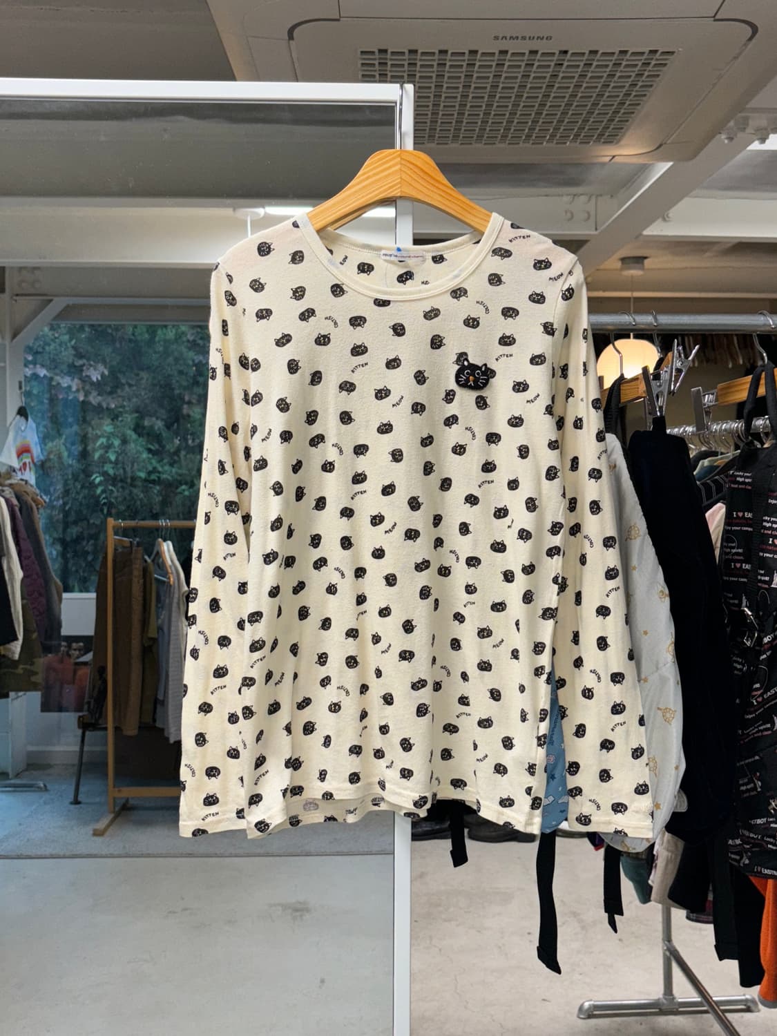 Rough 고양이 롱슬리브 상품이미지1