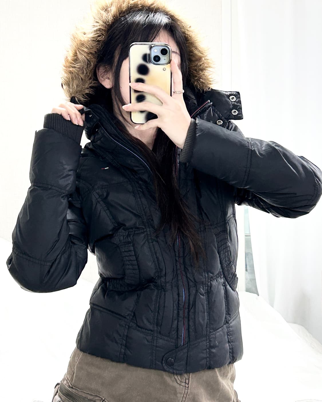 타미힐피거 미니로고 블랙 덕다운 울프죠 패딩 상품이미지1