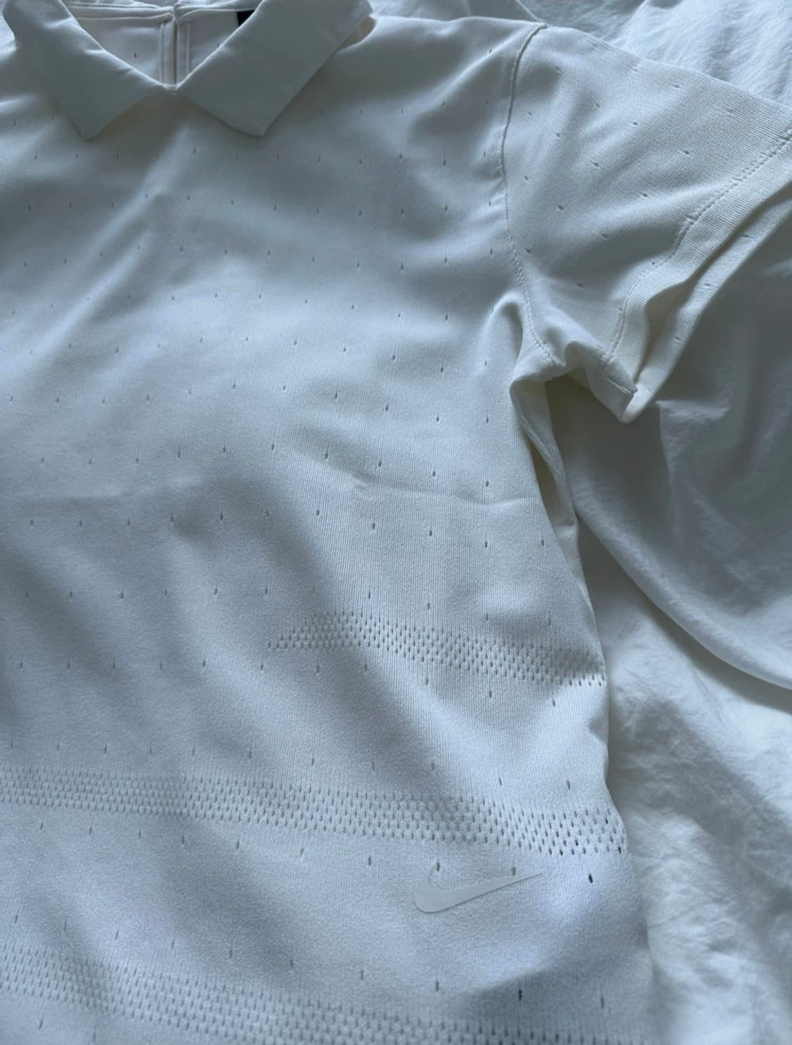 나이키 골프웨어 여성 드라이핏 반팔 S사이즈 상품이미지3