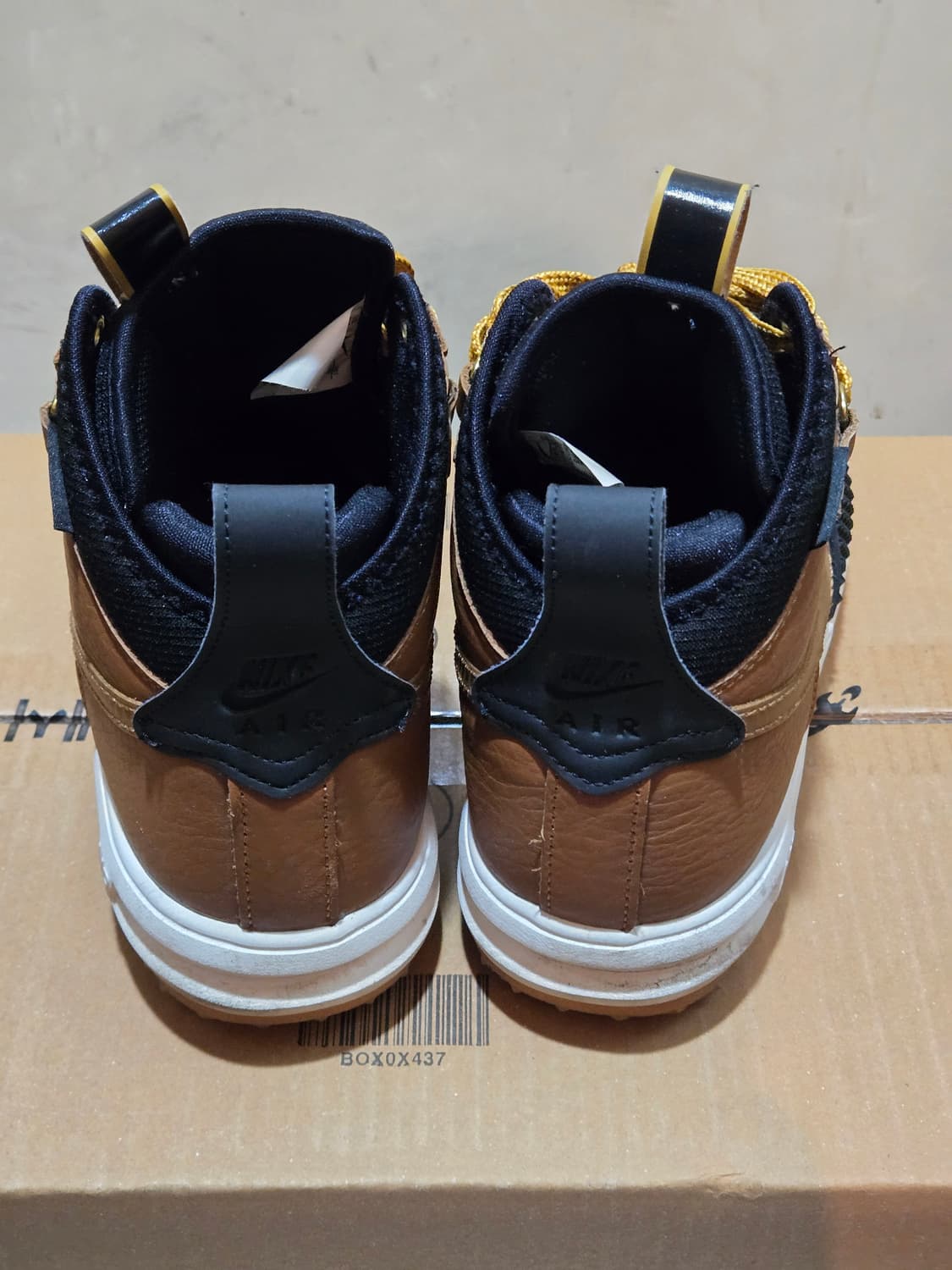 나이키 루나 포스 덕부츠 브리티쉬 탄 상품이미지3