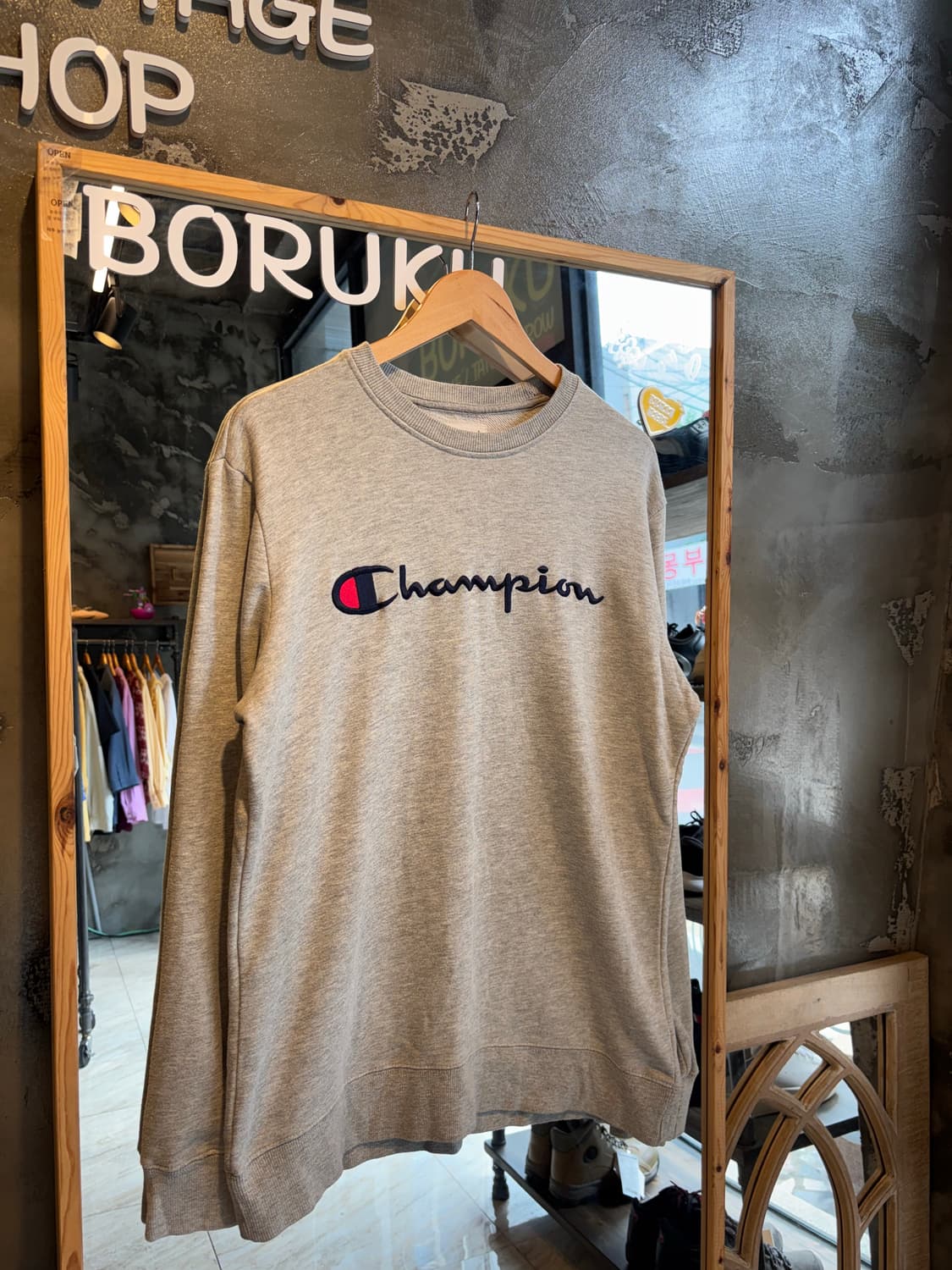 챔피온 그레이 맨투맨 상품이미지1