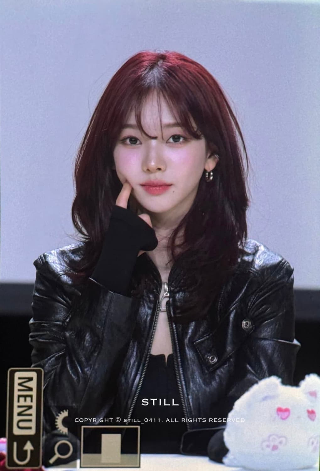 보헤미안서울 레더 자켓 카리나 착용 상품이미지2