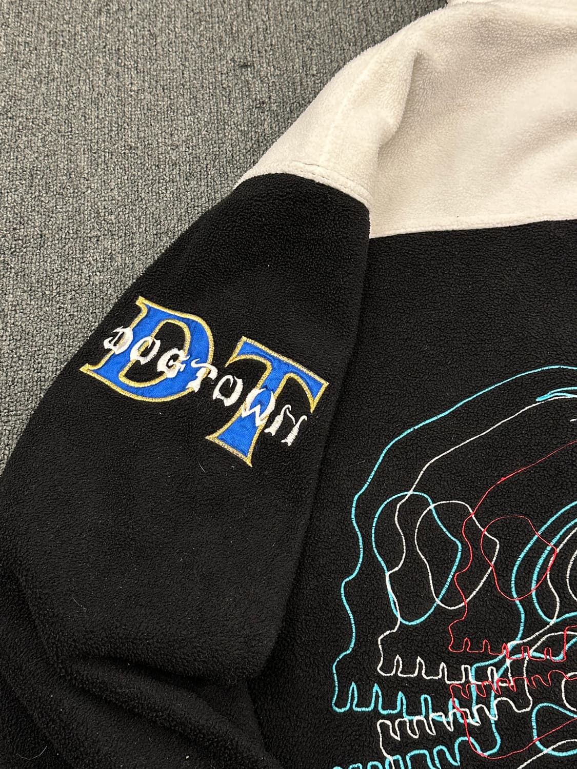 OS)도그타운 빈티지 자수 로고 포인트 플리스 집업 상품이미지6