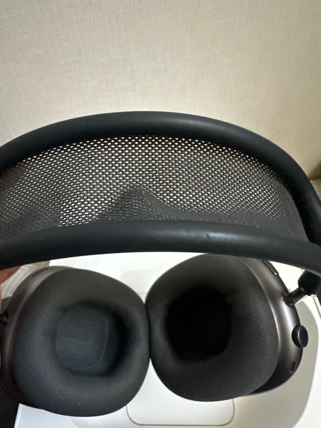 에어팟맥스 8핀 스페이스그레이 상품이미지8