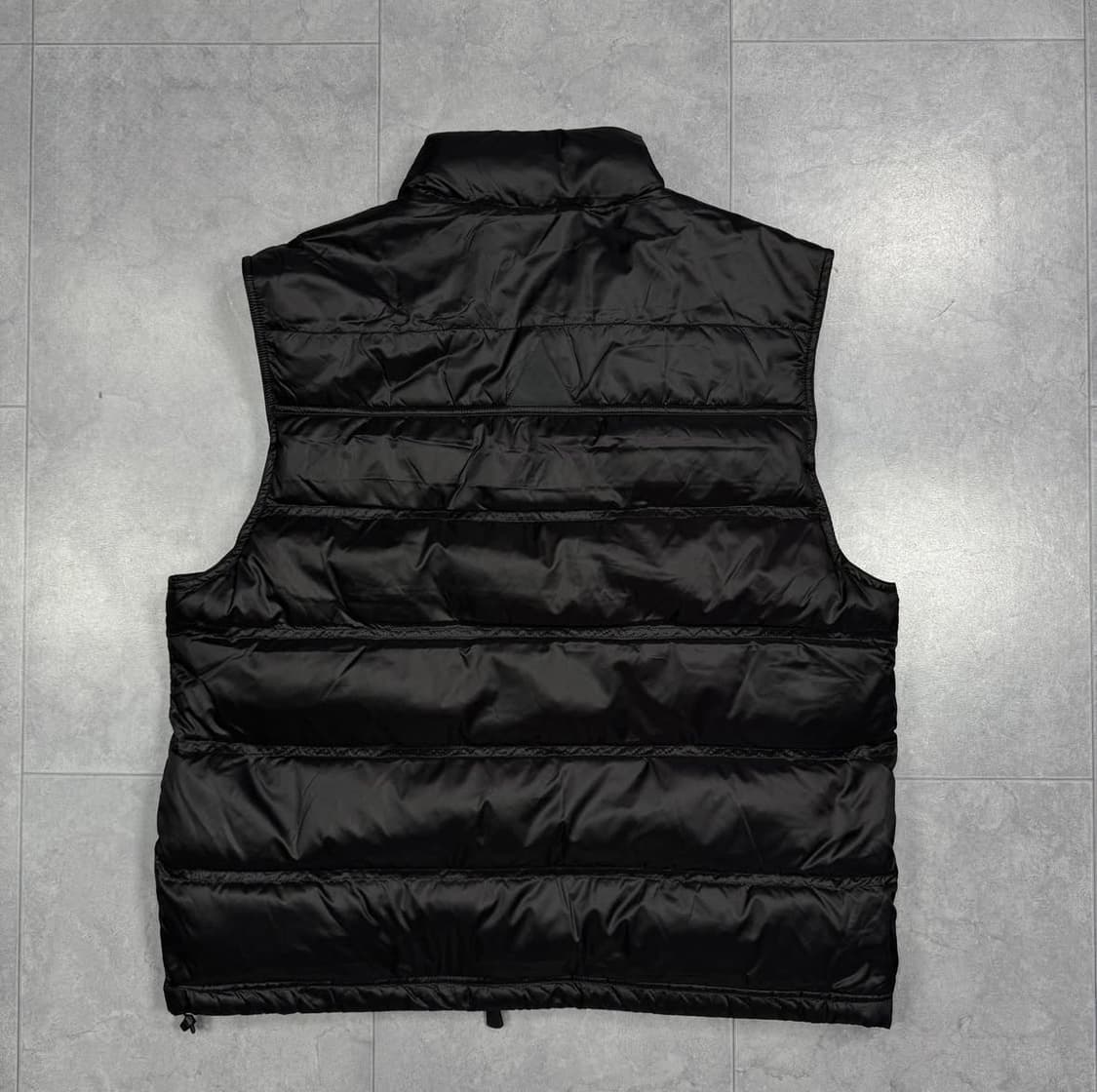 몽클레르 조끼 패딩 블랙 상품이미지2