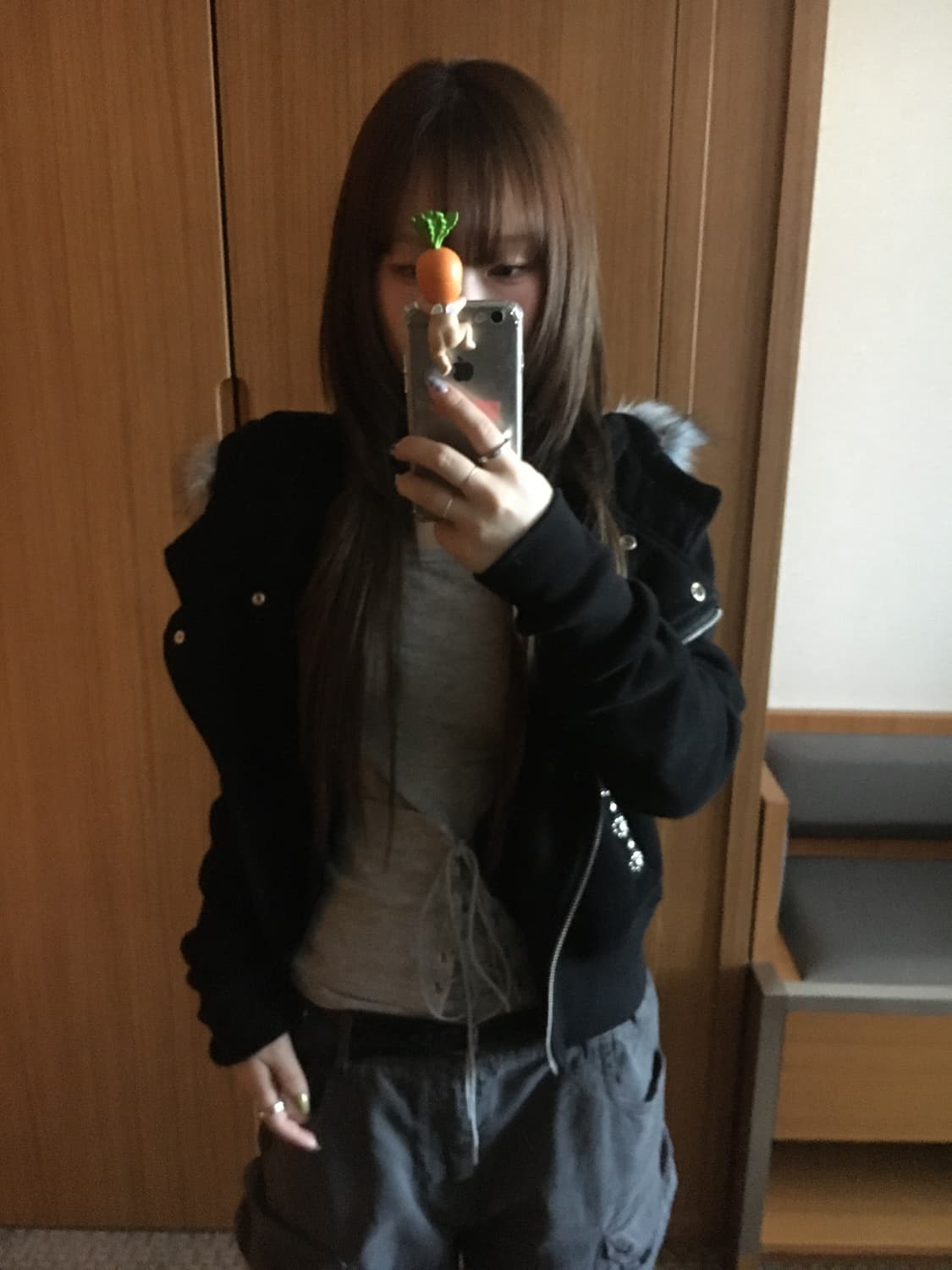 스터드 퍼 후드집업 (블랙)  상품이미지2