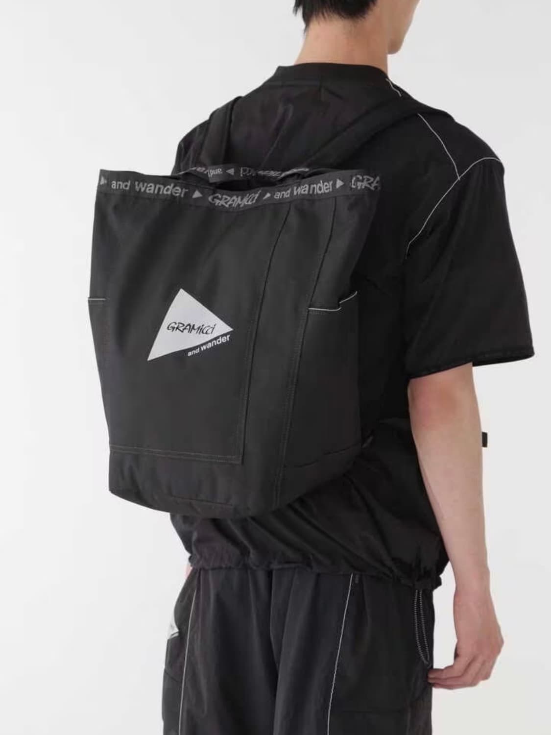 그라미치X앤드원더 백팩 상품이미지4