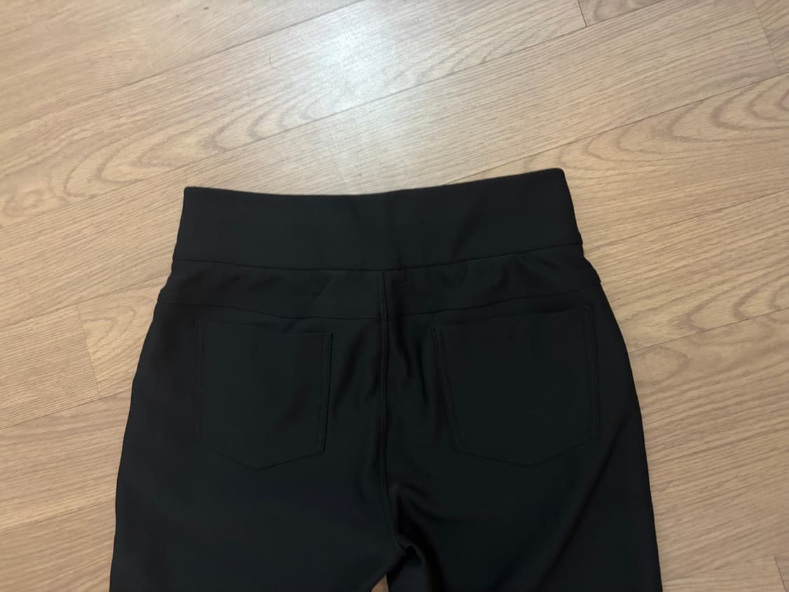 새상품급 디스커버리 와이드밴딩 사이드지퍼 기모팬츠 여 28 상품이미지1