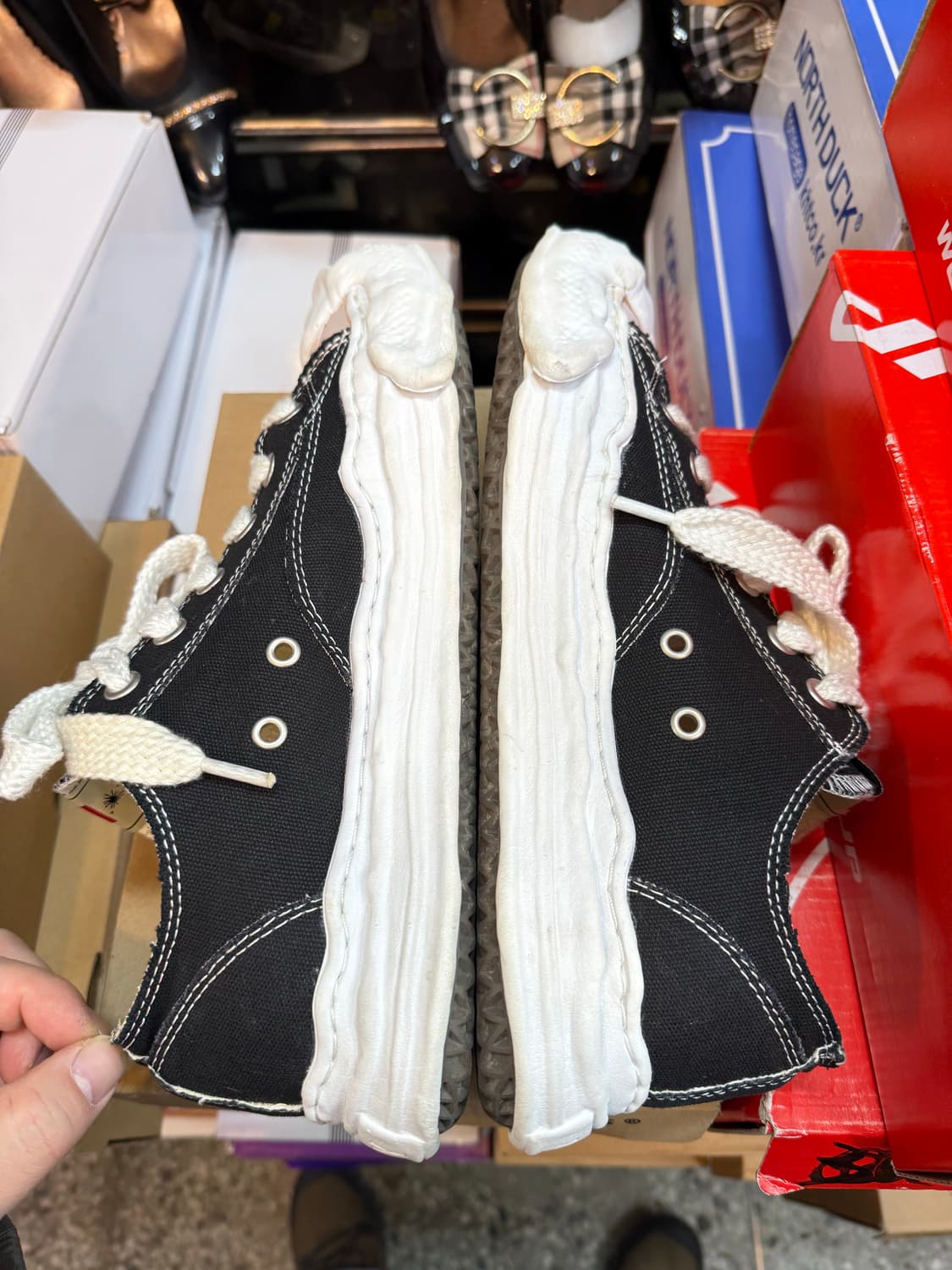 (44) 메종 미하라 야스히로 행크 OG 솔 캔버스 로우탑 스니커즈 블랙 상품이미지3