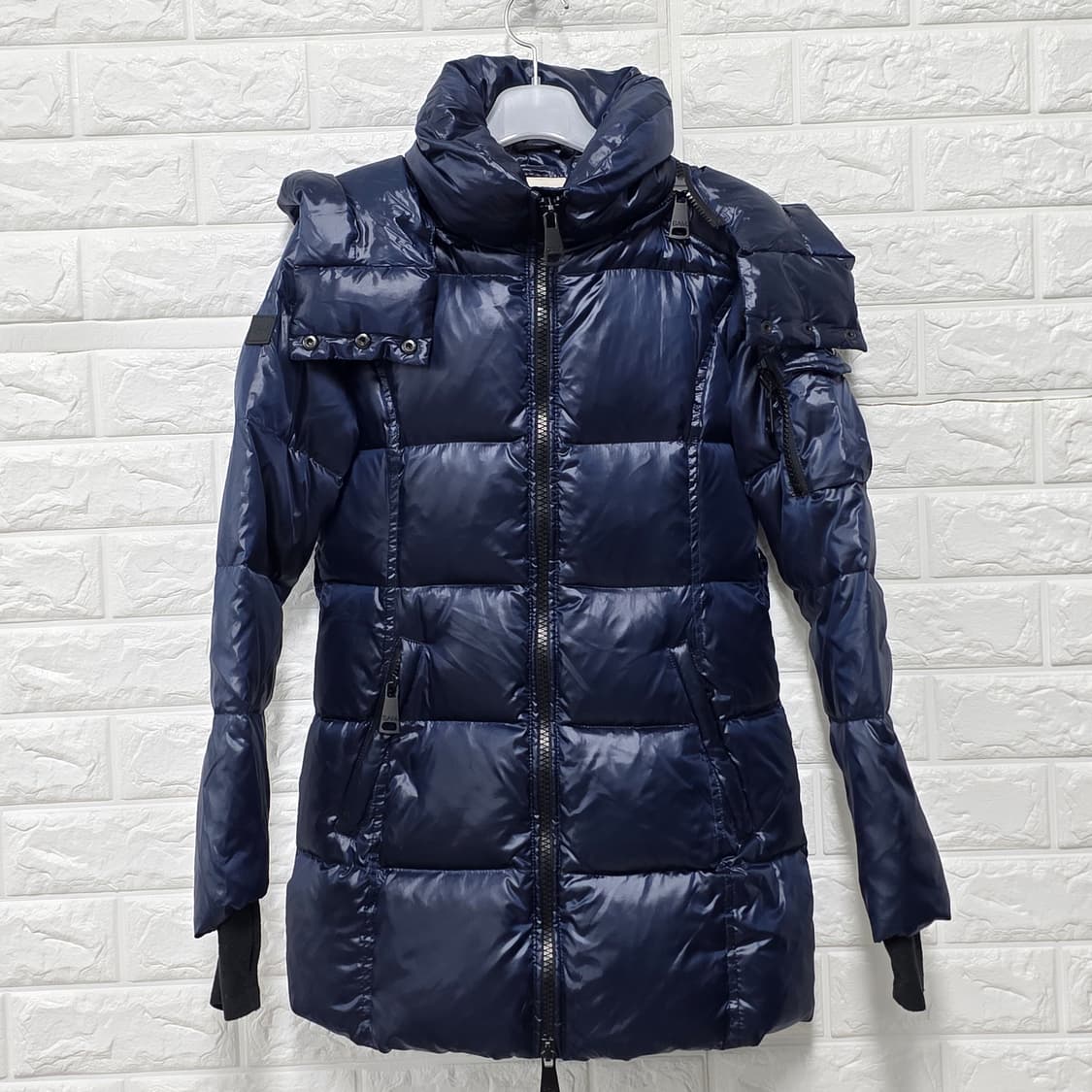 택포_ SAM 뉴욕 구스다운 유광패딩 코트 상품이미지1