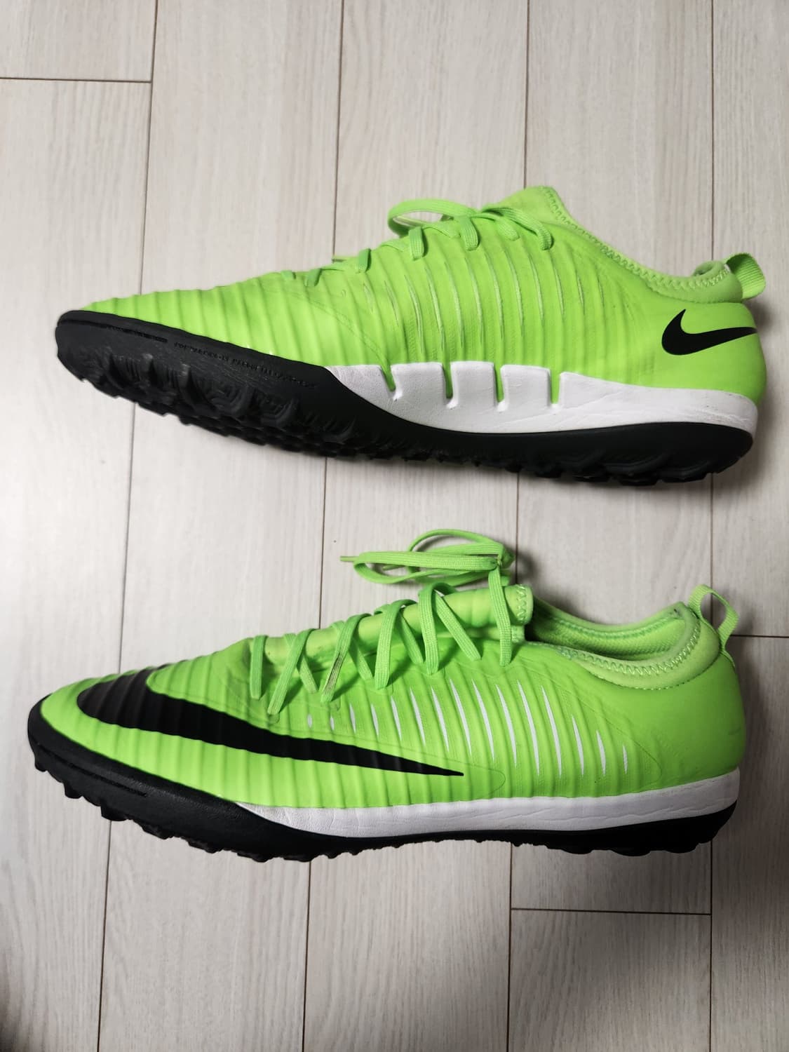 나이키 머큐리얼X 피날레2 TF NIKE 831975-301 사이즈280 상품이미지4