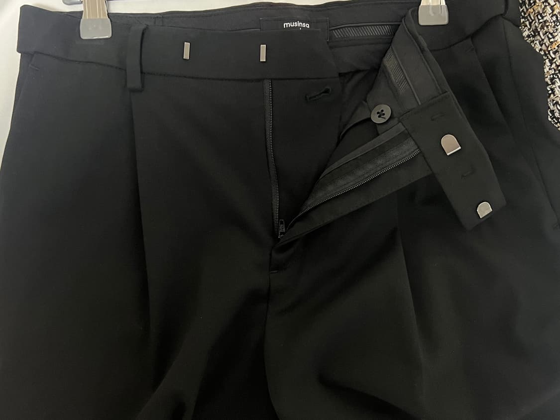 [무신사 스텐다드] [29 ]와이드 히든 밴딩 슬랙스 [블랙] 상품이미지3