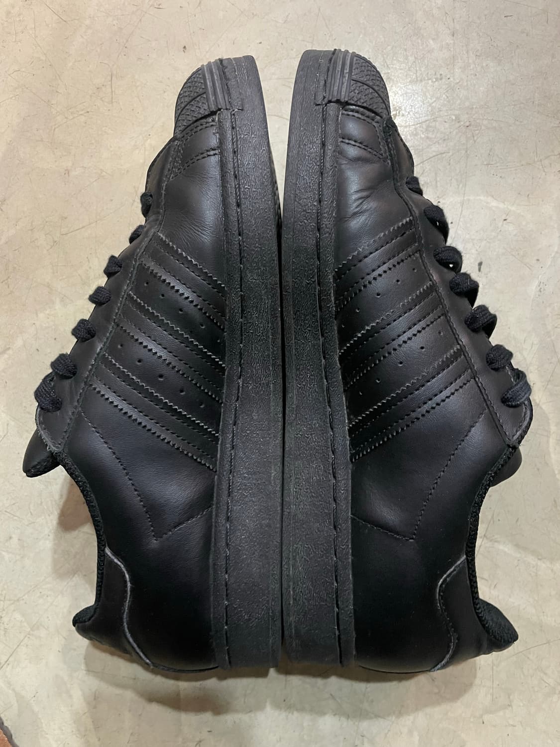 아디다스 슈퍼스타 트리플 블랙 265 상품이미지3