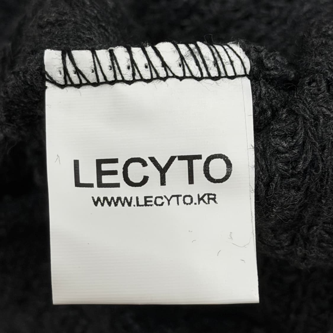 LECYTO 레씨토 브이넥 스모크 케이블 니트조끼 상품이미지4