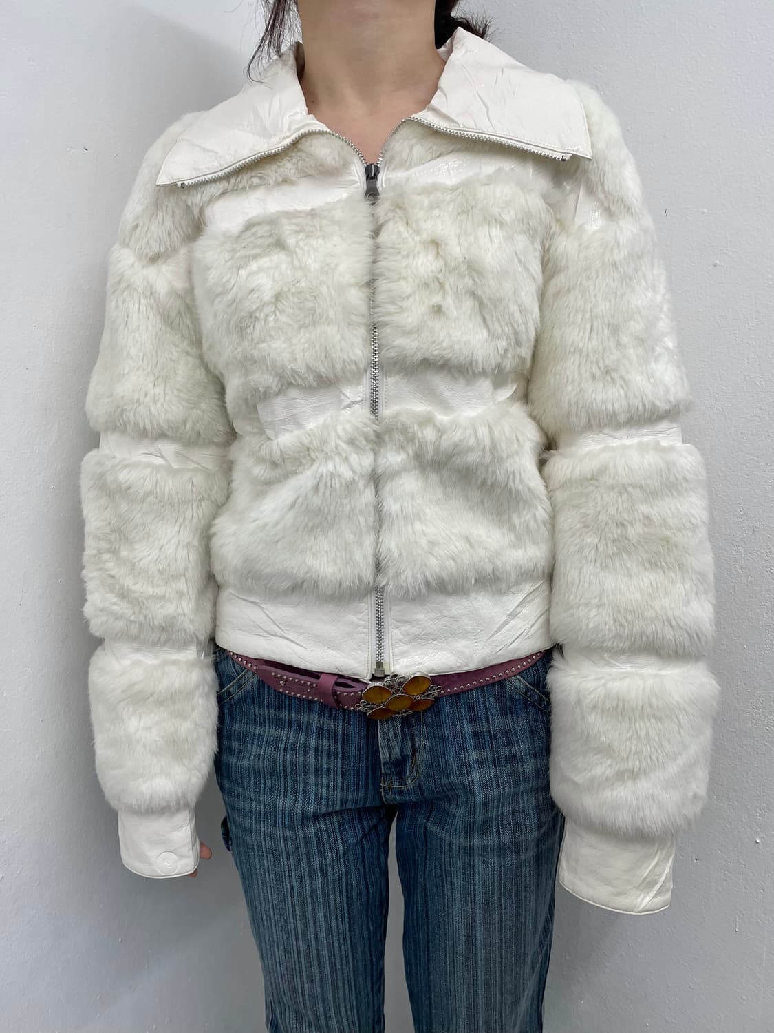 화이트 갸루 카라 퍼 자켓  상품이미지1