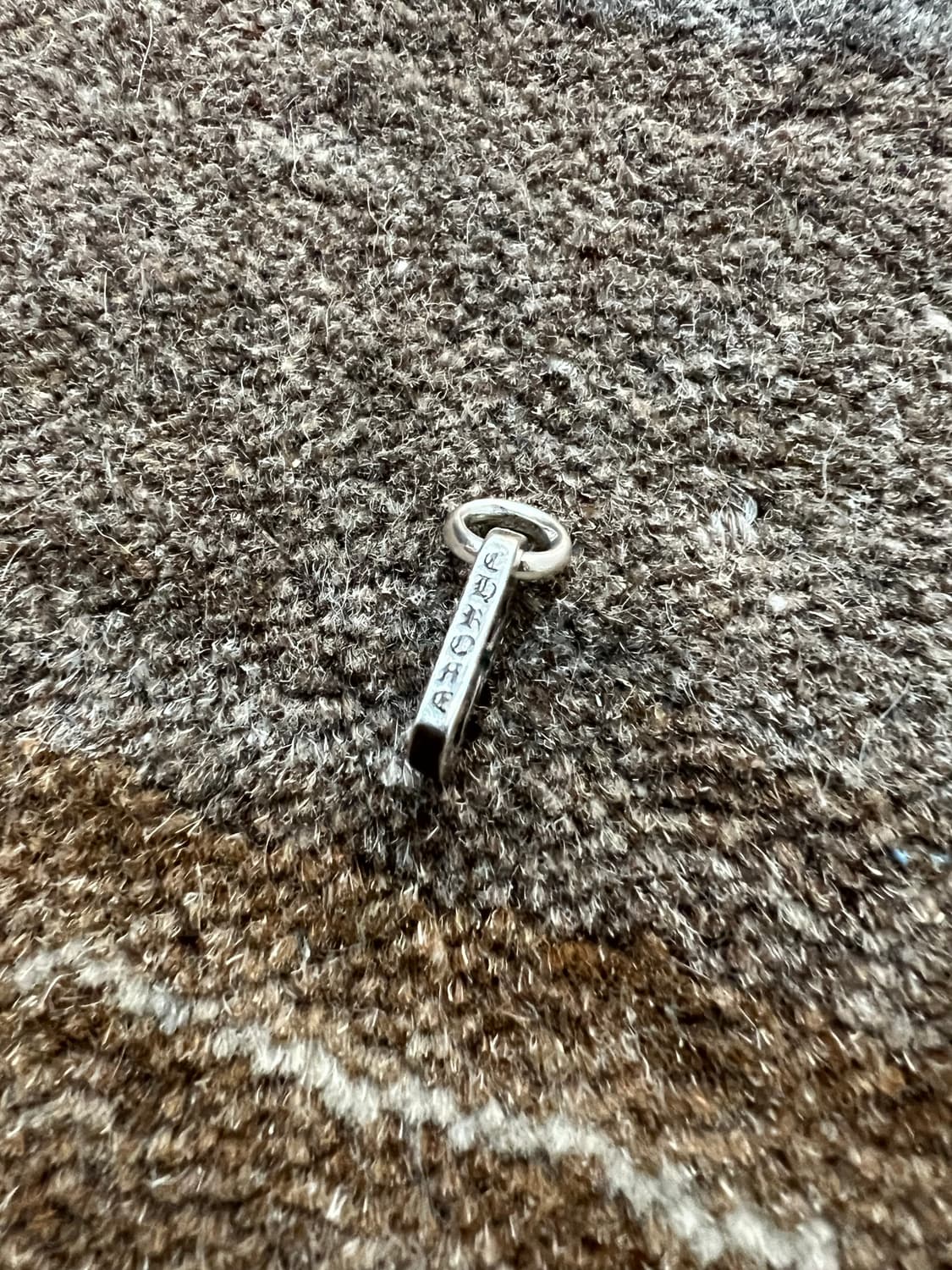 크롬하츠 타이니 도그택 펜던트 상품이미지2