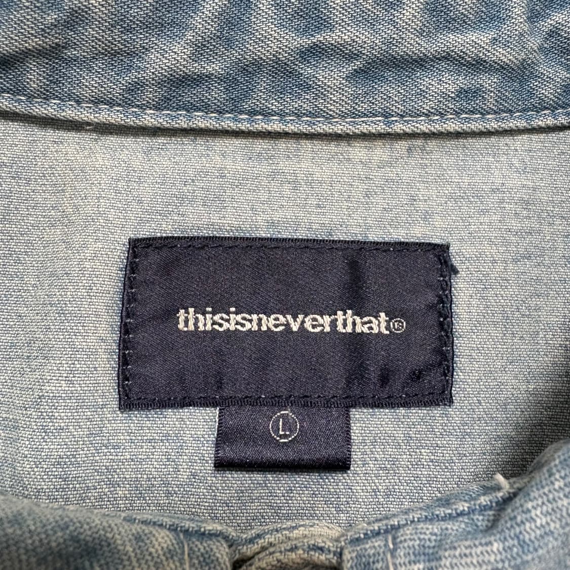 디스이즈네버댓 데님 하프셔츠 상품이미지4