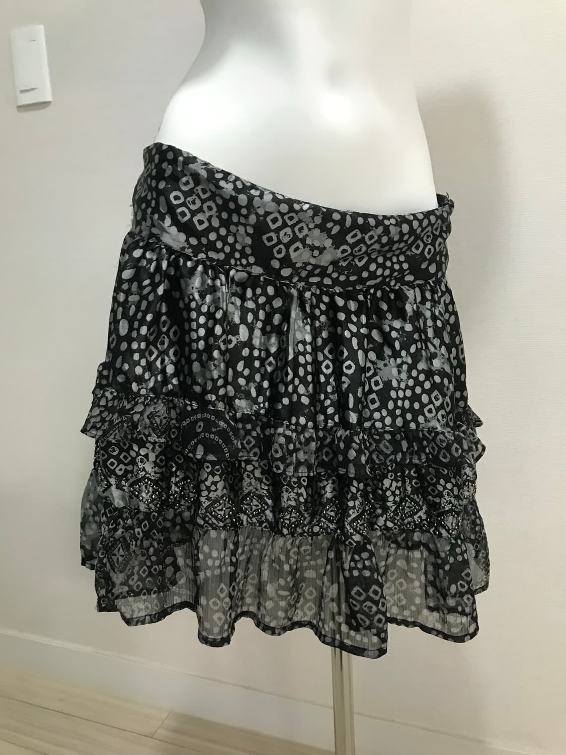 빈티지 비즈 블랙 스커트 상품이미지2