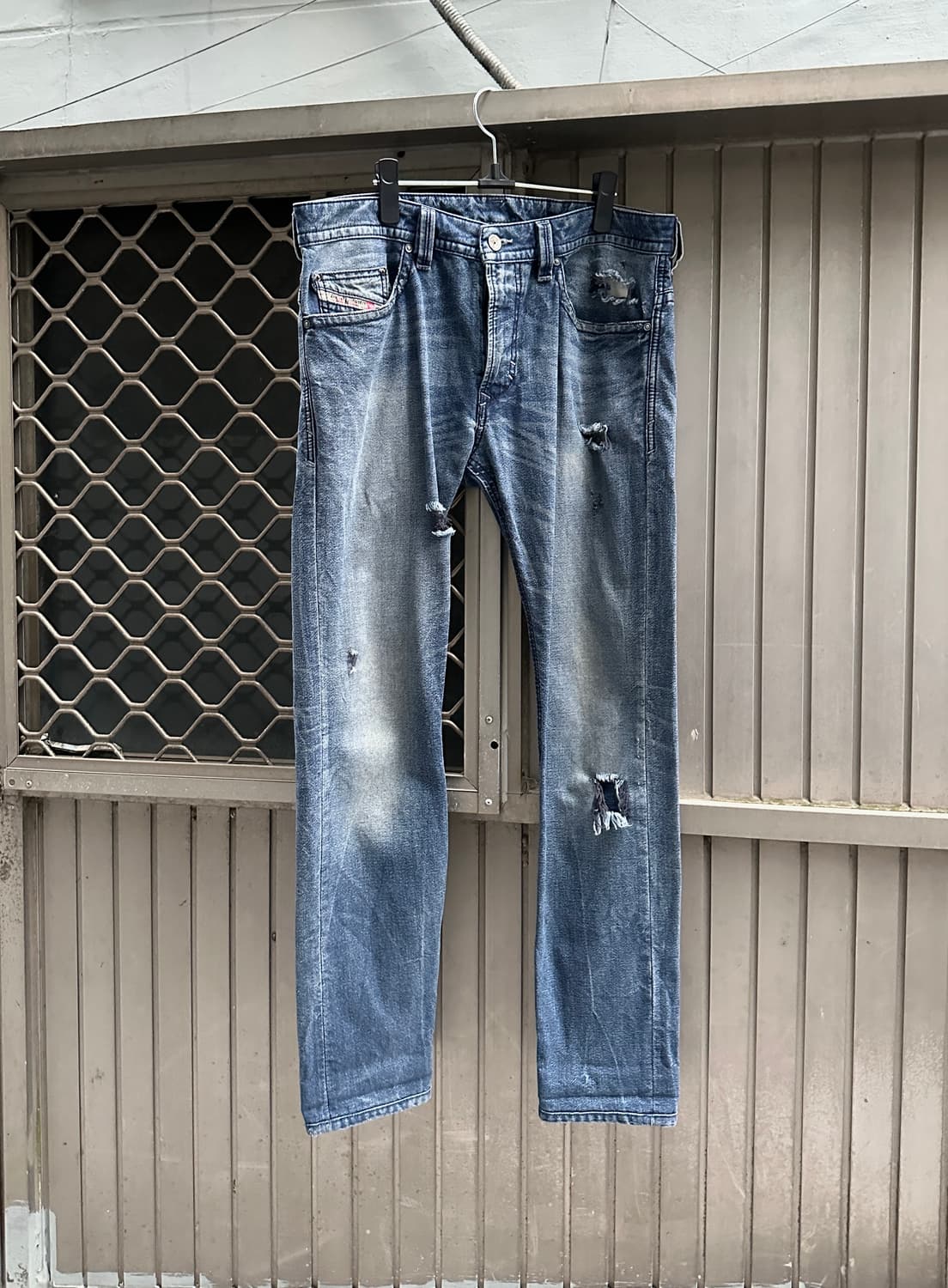 Diesel denim destroyed jeans 상품이미지1