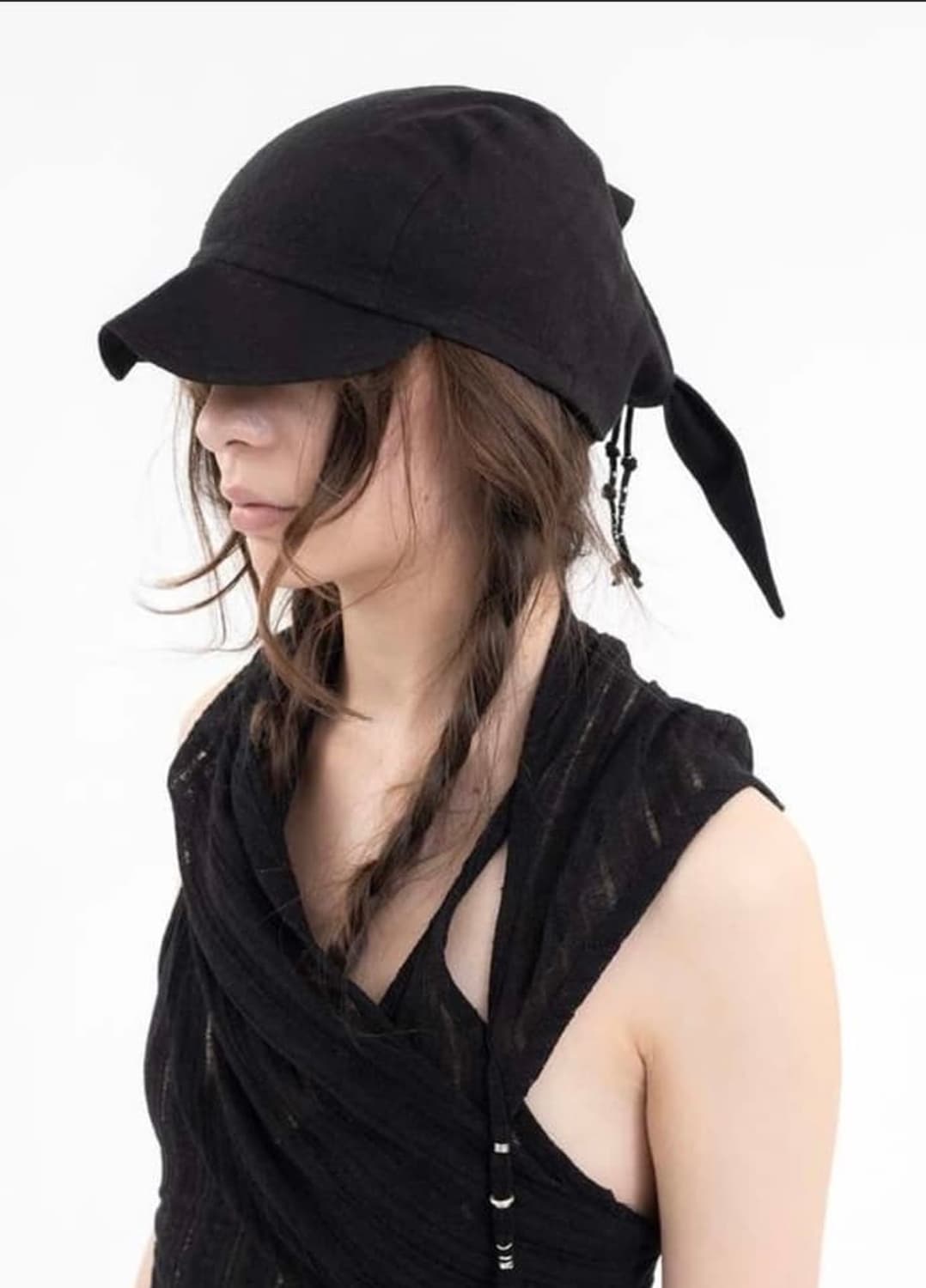 혜인서 후드 홀터 탑 0사이즈 블랙 상품이미지1