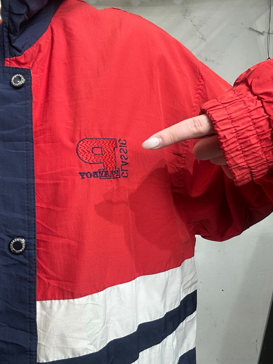 플레이보이 레드 네이비 오버핏 후드 올드스쿨 바람막이 자켓 100 상품이미지4