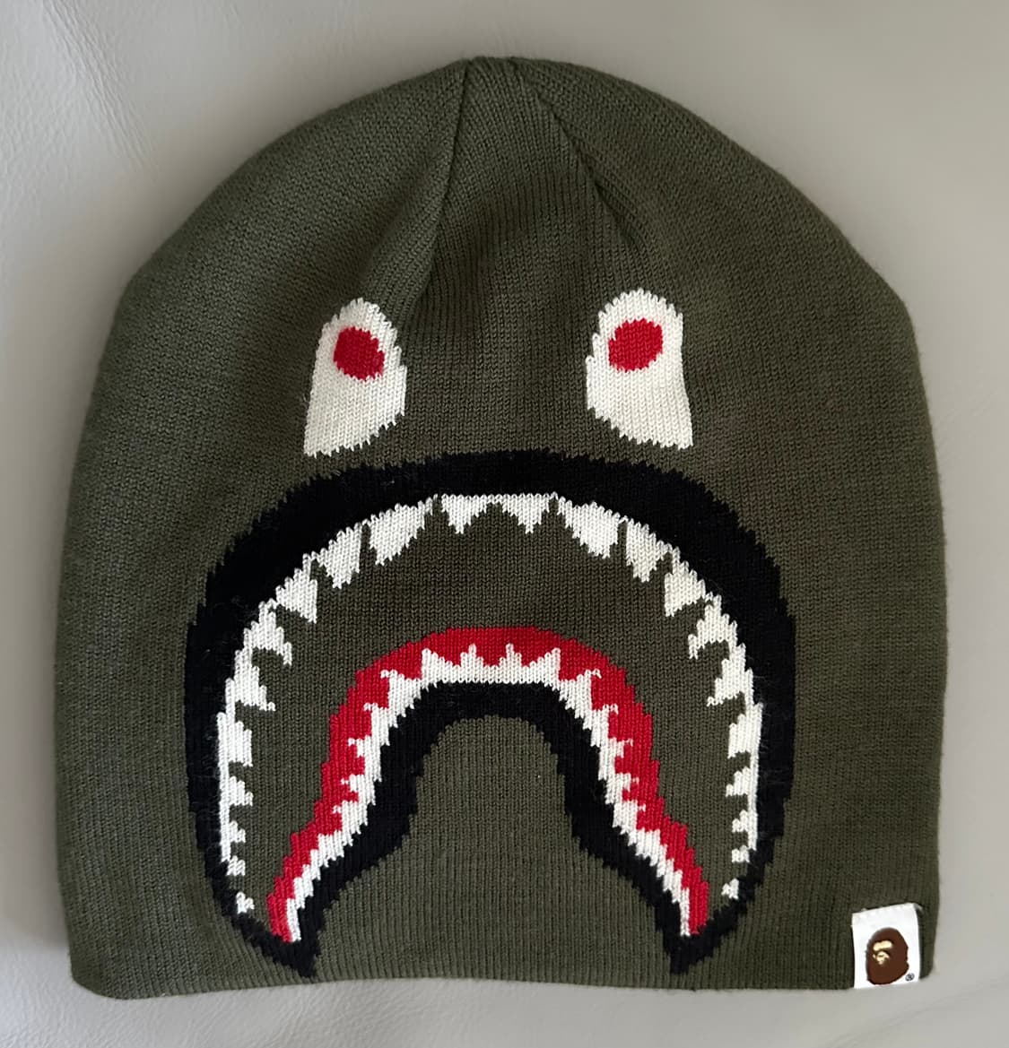 베이프 샤크비니 올리브 상품이미지1