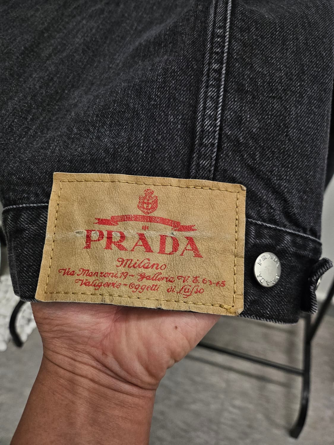 프라다 삼각로고 데님자켓 L사이즈  상품이미지6